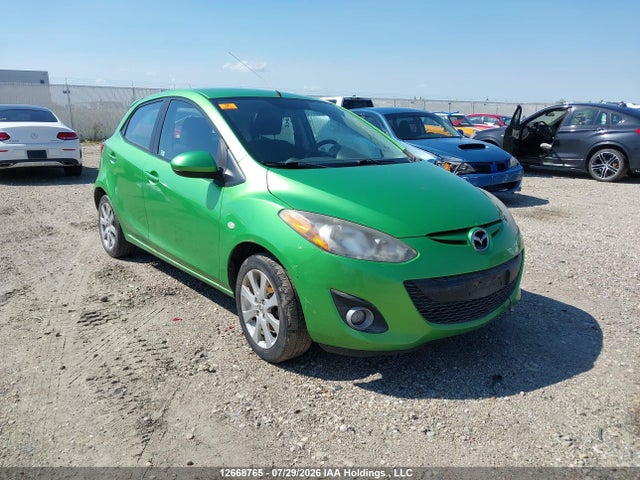 12668765 :رقم المزاد ، JM1DE1HZ8B0106355 vin ، 2011 Mazda Mazda2 مزاد بيع