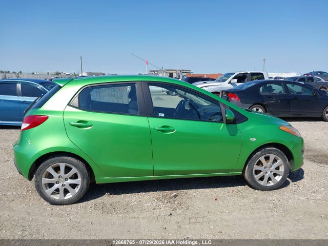 12668765 :رقم المزاد ، JM1DE1HZ8B0106355 vin ، 2011 Mazda Mazda2 مزاد بيع