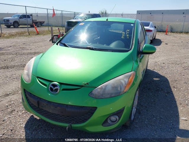 12668765 :رقم المزاد ، JM1DE1HZ8B0106355 vin ، 2011 Mazda Mazda2 مزاد بيع