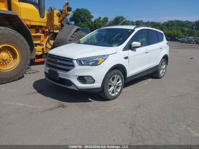 Ford ESCAPE SEL 2018 1FMCU9HD0JUC83292 Image 2