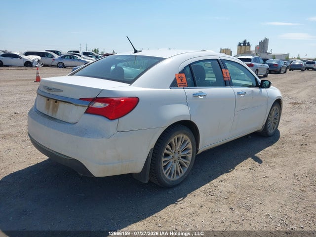 2012 Chrysler 200 Limited მანქანა იყიდება აუქციონზე, vin: 1C3CCBCG9CN245688, აუქციონის ნომერი: 12666159