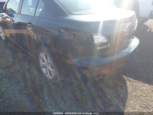 12668809 :رقم المزاد ، JM1BL1UF5C1539068 vin ، 2012 Mazda Mazda3 Gx مزاد بيع