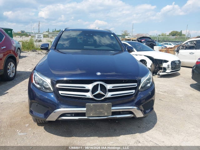 2017 Mercedes-benz Glc 300 4matic მანქანა იყიდება აუქციონზე, vin: WDC0G4KB6HV000675, აუქციონის ნომერი: 12668811