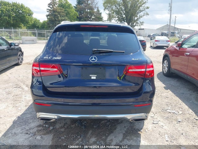 2017 Mercedes-benz Glc 300 4matic მანქანა იყიდება აუქციონზე, vin: WDC0G4KB6HV000675, აუქციონის ნომერი: 12668811