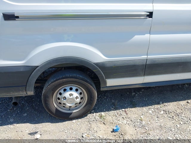Ford Transit T-250 2024 1FTBR2C8XRKB04573 Image 12
