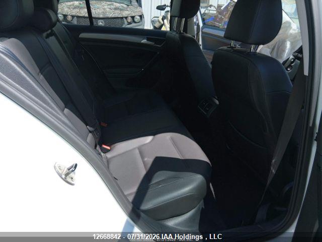 3VWRA7AU7FM013037 Volkswagen Golf Tdi