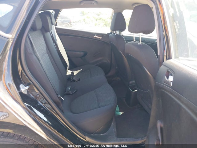 Hyundai Accent Le 2017 KMHCT5AE6HU333542 Image 8