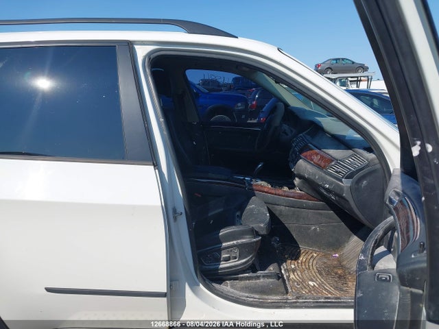 Продаж на аукціоні авто 2010 Bmw X5 Xdrive30i, vin: 5UXFE4C58AL382156, номер лоту: 12668866