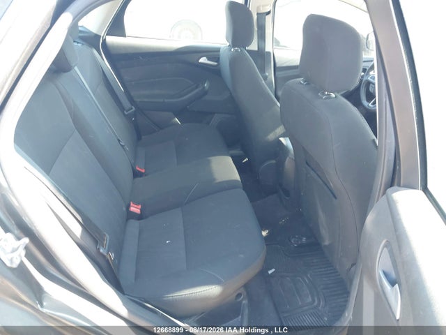 Ford Focus 2017 1FADP3K21HL300868 Image 8