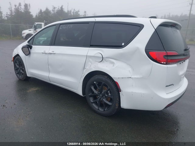 Chrysler Pacifica Limited 2026 2C4RC1GG1TR269030 Image 3
