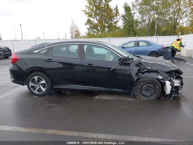 Honda Civic 2020 2HGFC2F50LH004258 Image 13