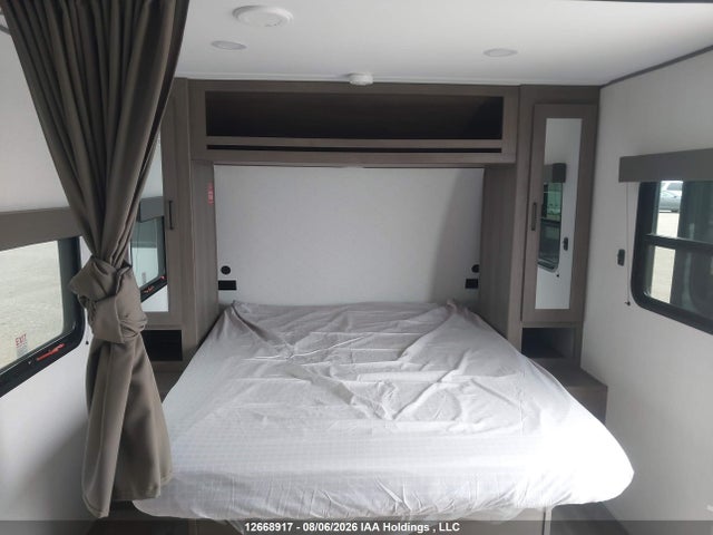 12668917 :رقم المزاد ، 573TT2725T8841964 vin ، 2026 Grand Design Travel Trailer مزاد بيع