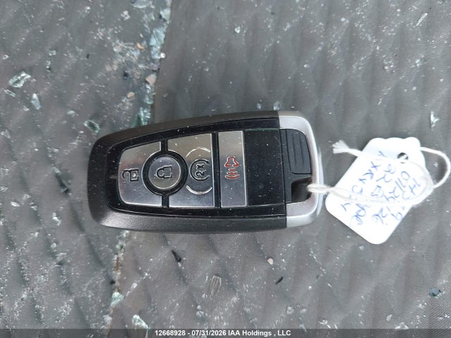 Продажа на аукционе авто 2022 Ford Escape Se, vin: 1FMCU0G6XNUB20959, номер лота: 12668928