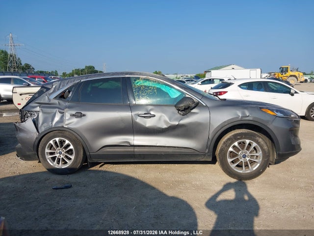 Продажа на аукционе авто 2022 Ford Escape Se, vin: 1FMCU0G6XNUB20959, номер лота: 12668928
