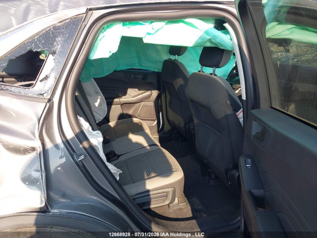 Продажа на аукционе авто 2022 Ford Escape Se, vin: 1FMCU0G6XNUB20959, номер лота: 12668928