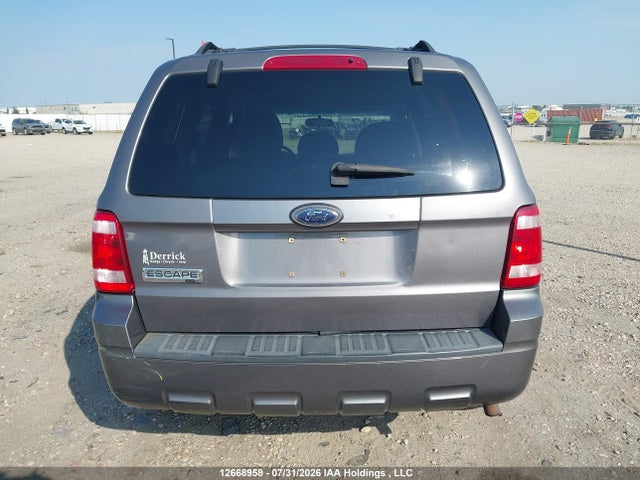 Продажа на аукционе авто 2009 Ford Escape Xlt, vin: 1FMCU03729KB07266, номер лота: 12668958