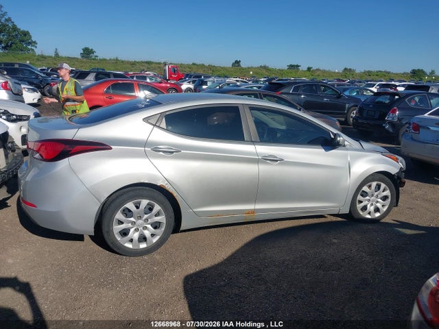 Продаж на аукціоні авто 2015 Hyundai Elantra Se/sport/limited, vin: 5NPDH4AE1FH590023, номер лоту: 12668968
