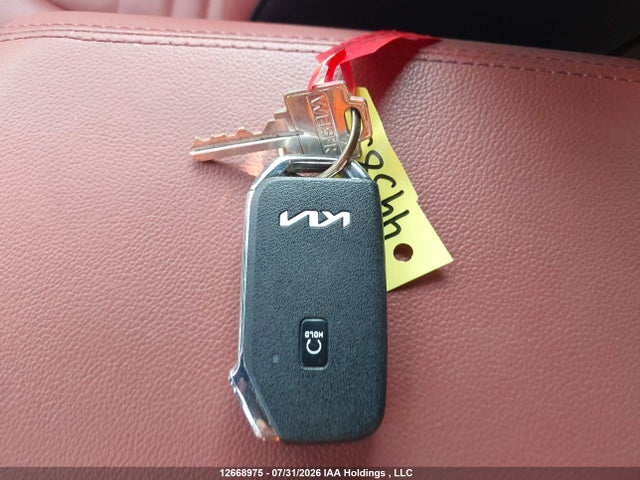 Продажа на аукционе авто 2023 Kia Sportage, vin: KNDPVCAF9P7194677, номер лота: 12668975