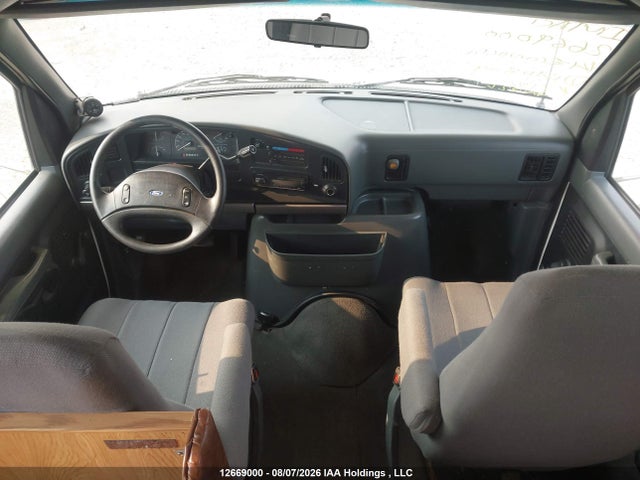 12669000 :رقم المزاد ، 1FDKE30M8RHB70809 vin ، 1994 Ford Econoline E350 Cutaway Van مزاد بيع