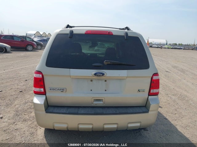 2011 Ford Escape Xlt მანქანა იყიდება აუქციონზე, vin: 1FMCU9DG1BKB49615, აუქციონის ნომერი: 12669001