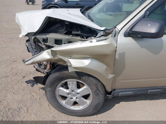 2011 Ford Escape Xlt მანქანა იყიდება აუქციონზე, vin: 1FMCU9DG1BKB49615, აუქციონის ნომერი: 12669001