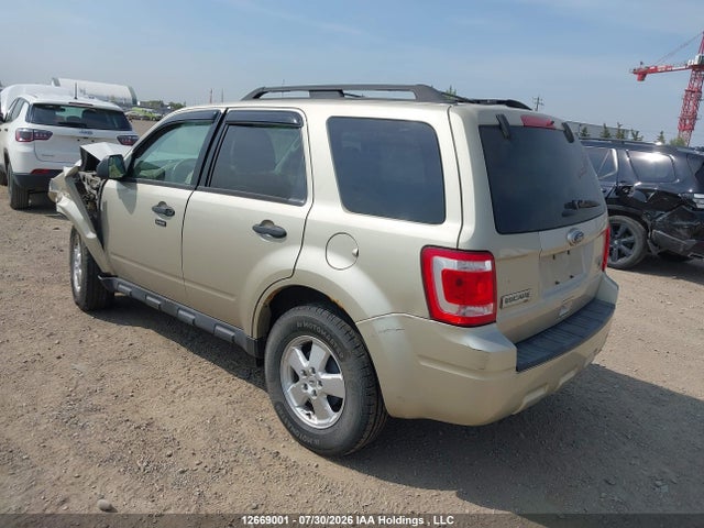 2011 Ford Escape Xlt მანქანა იყიდება აუქციონზე, vin: 1FMCU9DG1BKB49615, აუქციონის ნომერი: 12669001