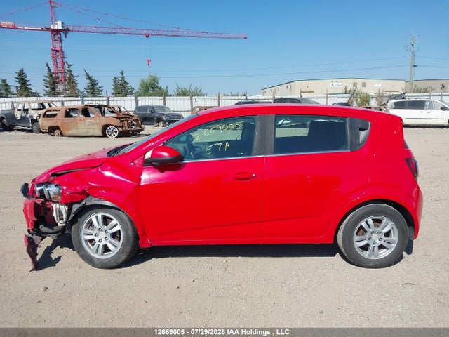 Chevrolet SONIC LT 2016 1G1JC6SB0G4166494 Image 14