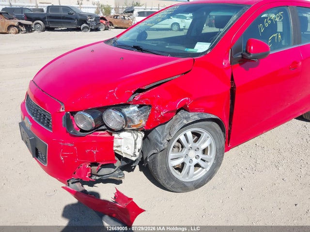 Chevrolet SONIC LT 2016 1G1JC6SB0G4166494 Image 6