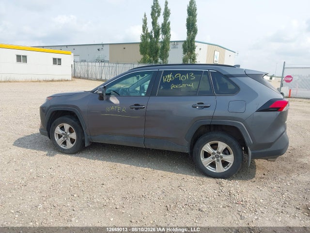 Toyota RAV4 LE 2019 2T3B1RFV8KC020798 Image 14