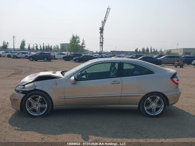 Продажа на аукционе авто 2005 Mercedes-benz C 230k Sport Oupe, vin: WDBRN40J85A738752, номер лота: 12669022