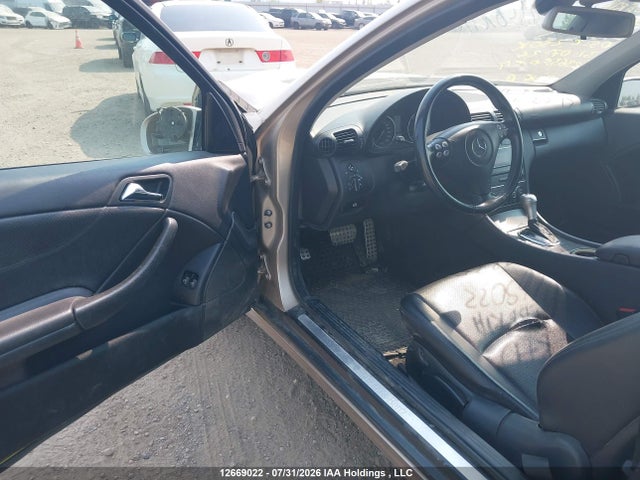 Продажа на аукционе авто 2005 Mercedes-benz C 230k Sport Oupe, vin: WDBRN40J85A738752, номер лота: 12669022