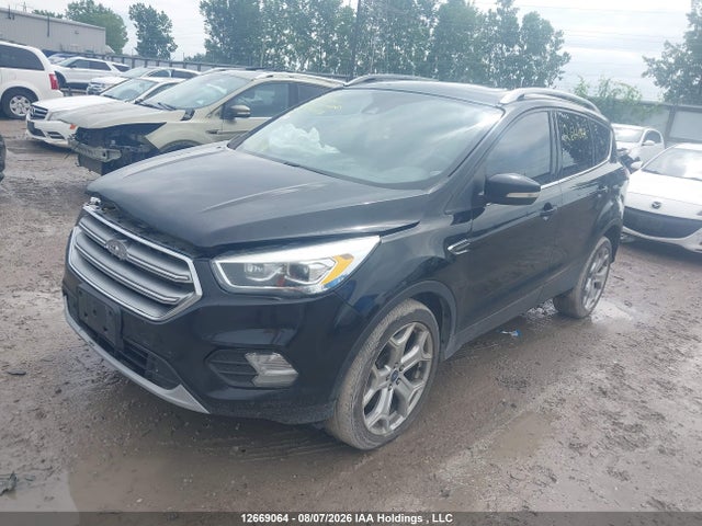Ford Escape Titanium 2017 1FMCU9J91HUE99068 Image 2