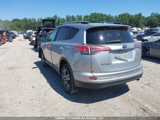 Toyota RAV4 LE 2017 2T3ZFREV8HW341295 Image 3