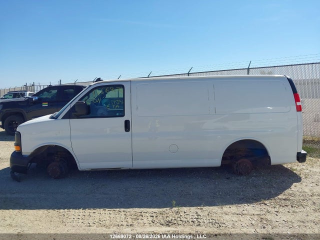 Chevrolet Express 2500 1wt 2017 1GCWGAFF7H1347841 Image 14
