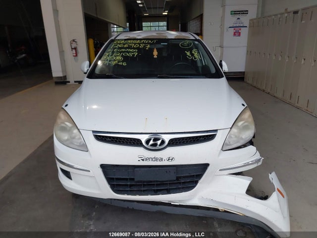 2011 Hyundai Elantra Touring Gl მანქანა იყიდება აუქციონზე, vin: KMHDB8AE4BU121089, აუქციონის ნომერი: 12669087