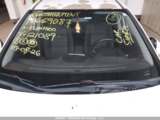 2011 Hyundai Elantra Touring Gl მანქანა იყიდება აუქციონზე, vin: KMHDB8AE4BU121089, აუქციონის ნომერი: 12669087