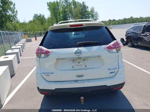 5N1AT2MV1FC815226 Nissan Rogue S/sl/sv