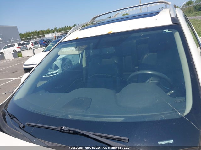 5N1AT2MV1FC815226 Nissan Rogue S/sl/sv