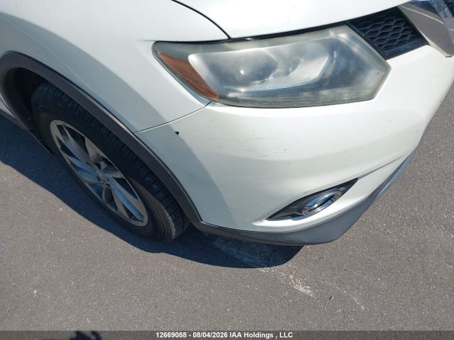 5N1AT2MV1FC815226 Nissan Rogue S/sl/sv