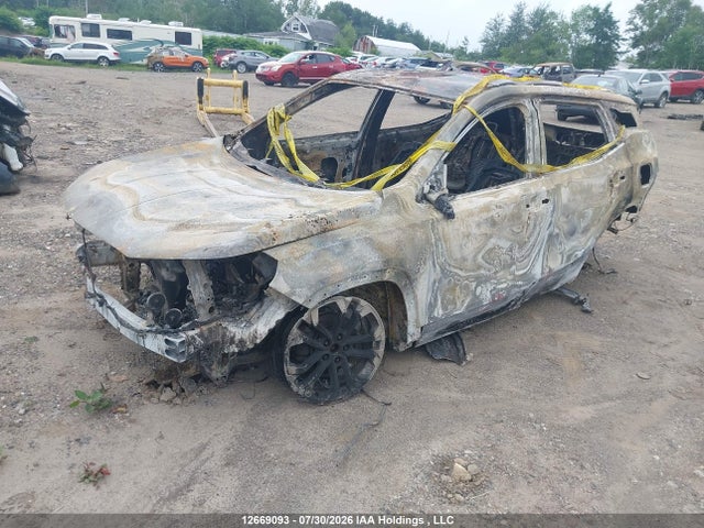 3GKALTEV9ML325549 GMC Terrain Sle