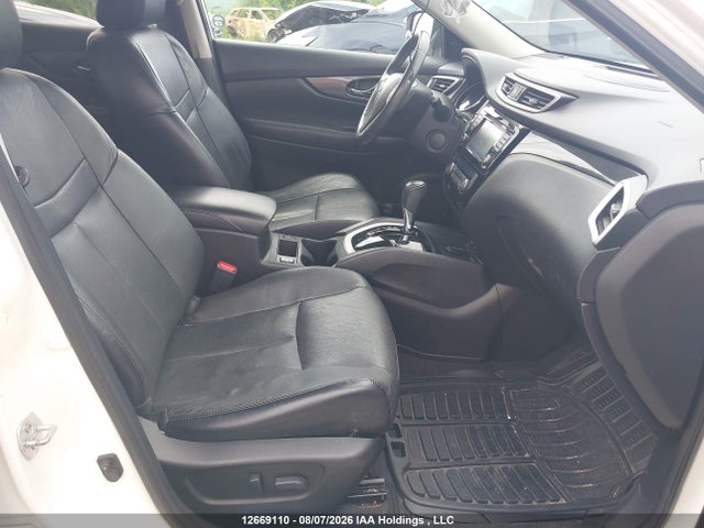 2014 Nissan Rogue S/sl/sv მანქანა იყიდება აუქციონზე, vin: 5N1AT2MV4EC806101, აუქციონის ნომერი: 12669110