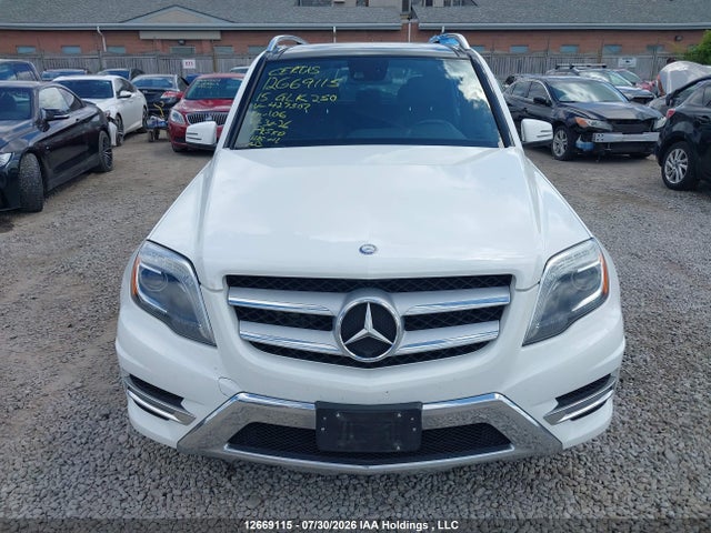 2015 Mercedes-benz Glk 250 Bluetec მანქანა იყიდება აუქციონზე, vin: WDCGG0EBXFG427507, აუქციონის ნომერი: 12669115