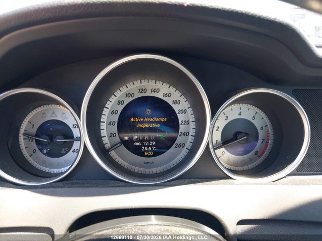 2013 Mercedes-benz C 350 4matic მანქანა იყიდება აუქციონზე, vin: WDDGF8JBXDA816182, აუქციონის ნომერი: 12669118