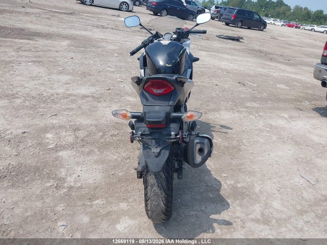 Aukcja sprzedaży 2012 Honda Cbr250 R, vin: MLHMC4129C5300382, numer aukcji: 12669119