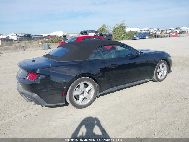 Ford Mustang 2026 1FAGP8UH7T5119265 Image 4