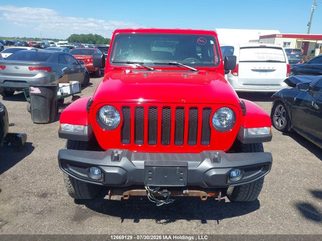 1C4HJXEN8PW699592 Jeep Wrangler 4-door Sahara Altitude
