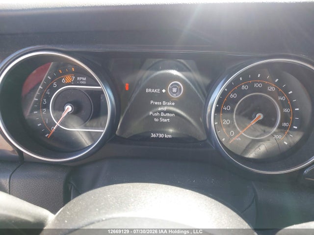 1C4HJXEN8PW699592 Jeep Wrangler 4-door Sahara Altitude