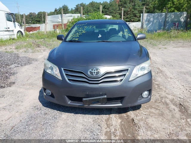 2011 Toyota Camry მანქანა იყიდება აუქციონზე, vin: 4T1BF3EK5BU200902, აუქციონის ნომერი: 12669137
