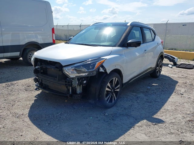 3N1CP5CU4JL517376 Nissan Kicks S/sr/sv