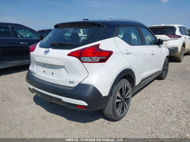 3N1CP5CU4JL517376 Nissan Kicks S/sr/sv